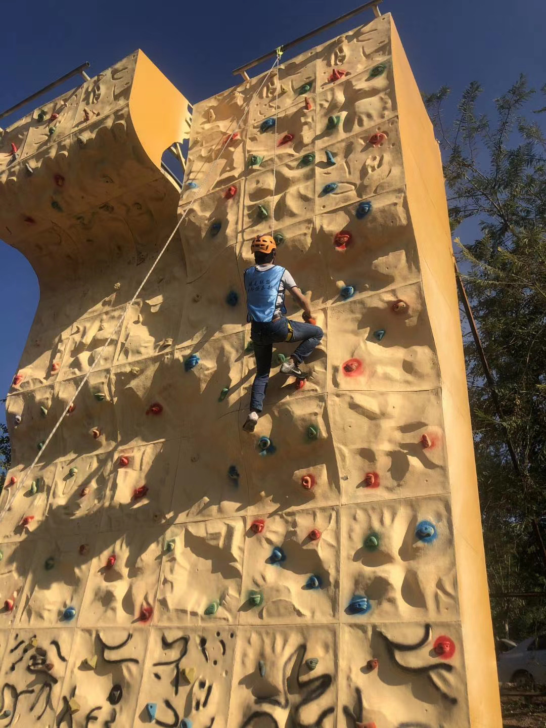 西雙版納戶外拓展訓練基地