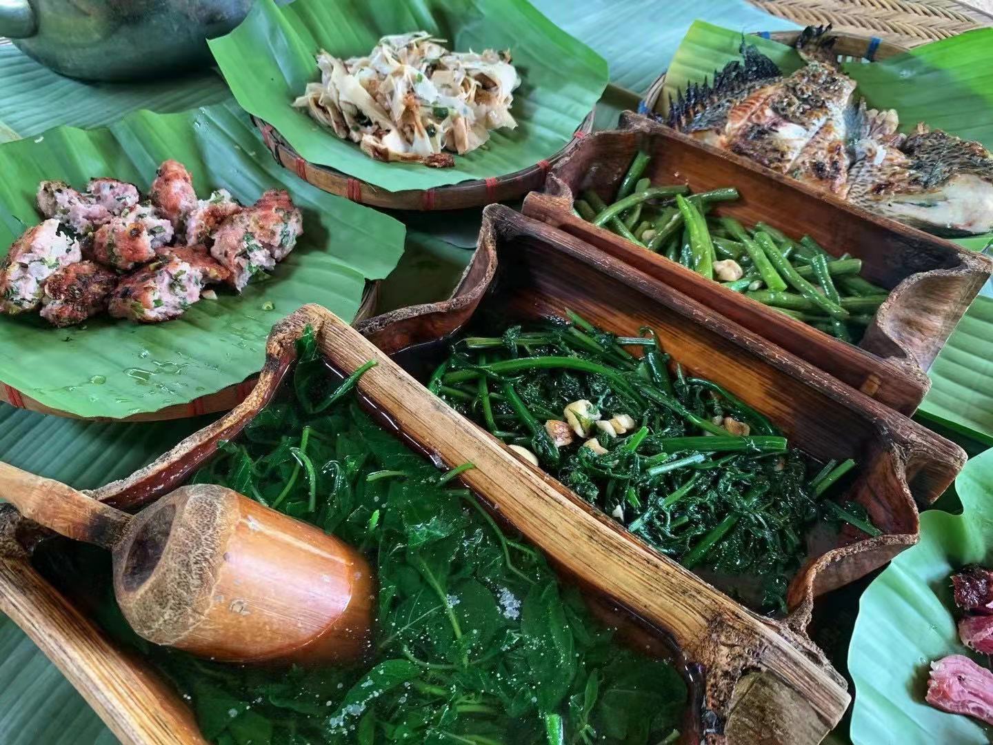 想不想和貝爺一樣，在熱帶雨林中體驗荒野求生的驚險和刺激？