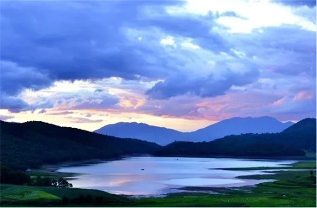 西雙版納，勐邦美麗迷人的“天鵝湖”