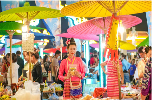 中老鐵路到我家④穿越雨林覓茶香