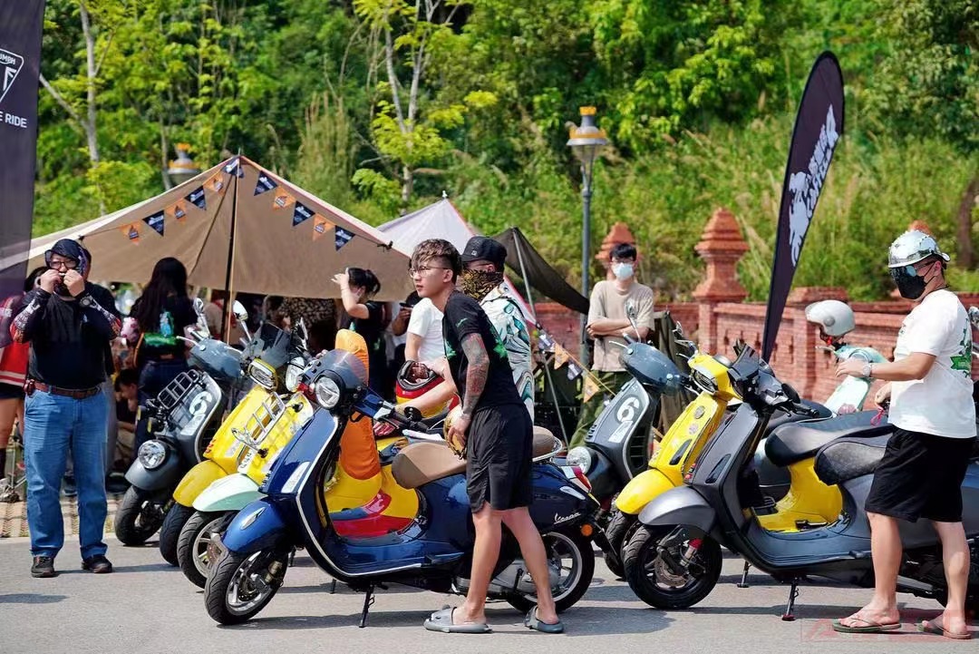 西雙版納維斯帕車友會(huì)